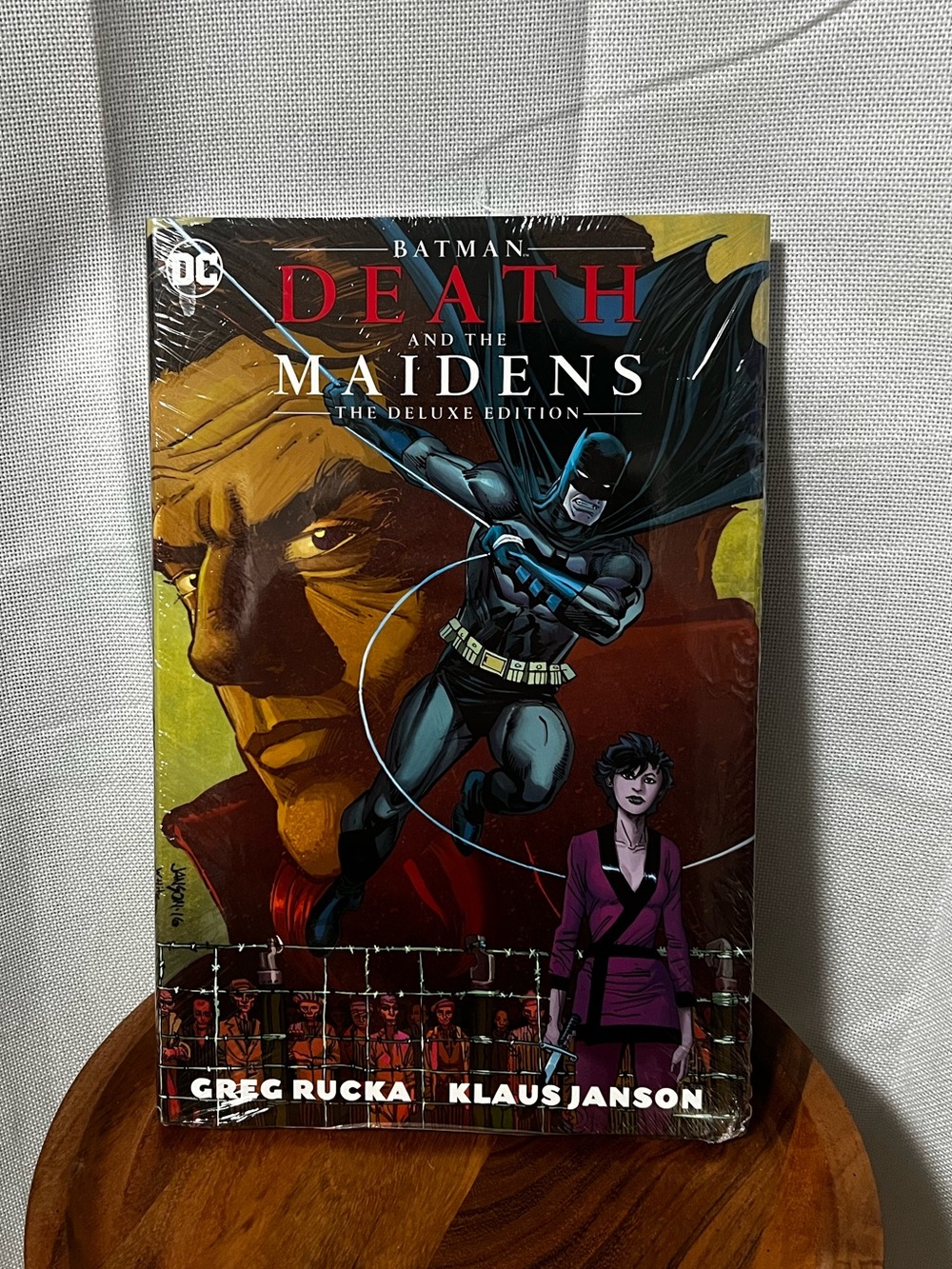 2017 New Sealed Batman Death And The Maidens Deluxe Edition Hardcover Greg Rucka